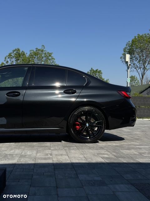 BMW Seria 3 320i M Sport - 14