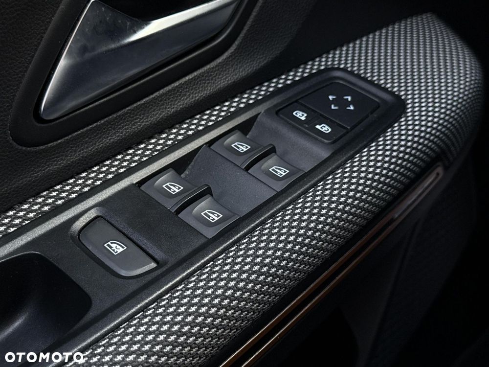 Dacia Sandero Stepway 1.0 TCe Comfort - 16