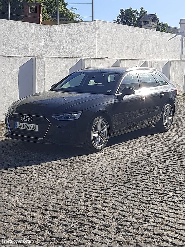 Audi A4 Avant 30 TDI S tronic - 36