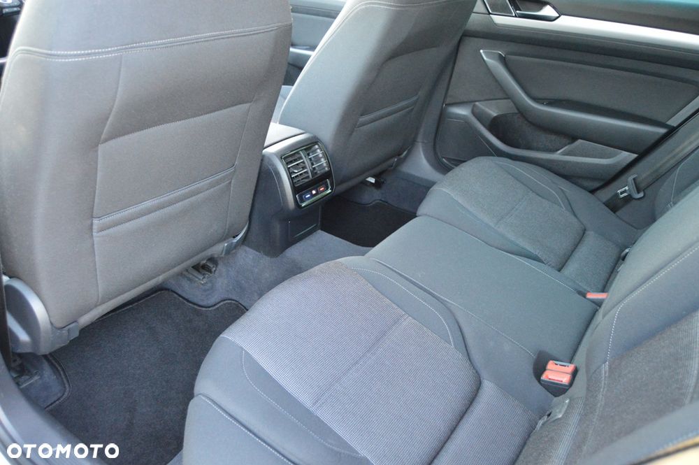 Volkswagen Passat 2.0 TDI BMT SCR 4Mot Highline DSG7 - 13