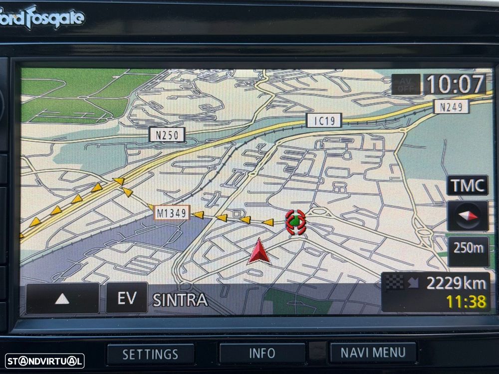 Mitsubishi Outlander 2.0 MIVEC Instyle Navi+ - 14