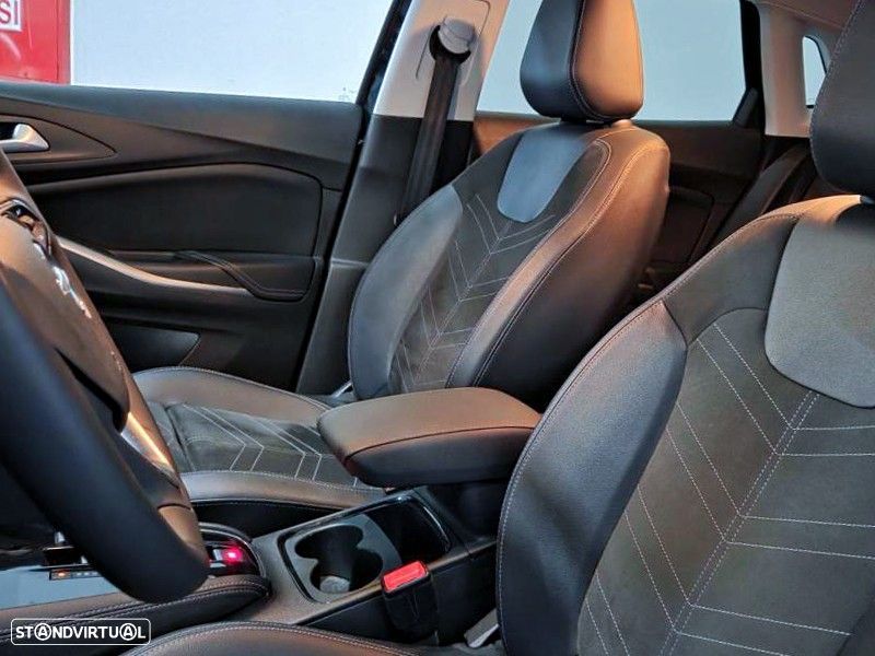 Opel Grandland 1.2 Hybrid GS eDCT - 16