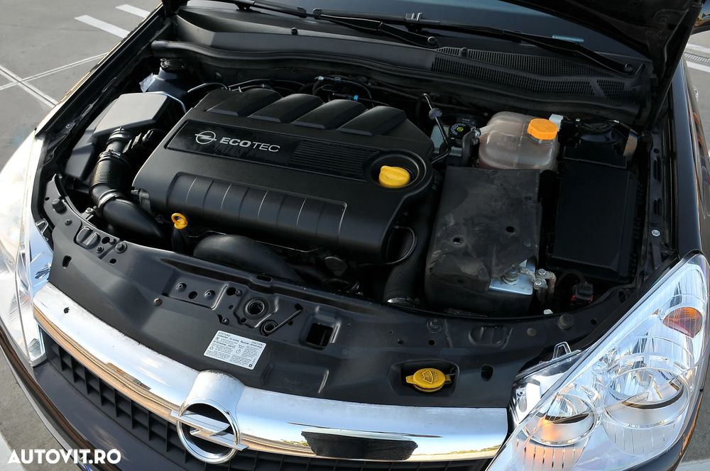 Opel Astra GTC 1.9 CDTI Cosmo - 21