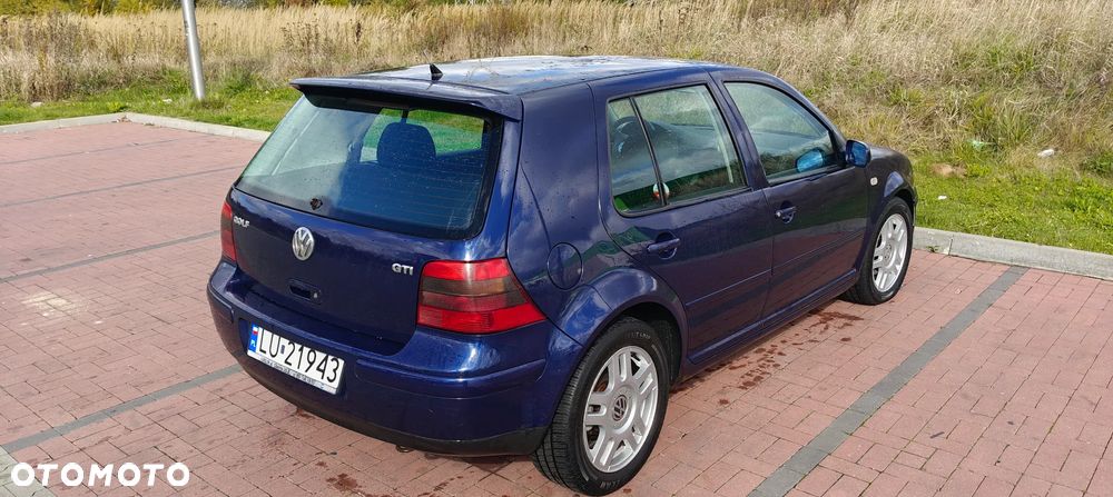 Volkswagen Golf 2.0 GT - 2