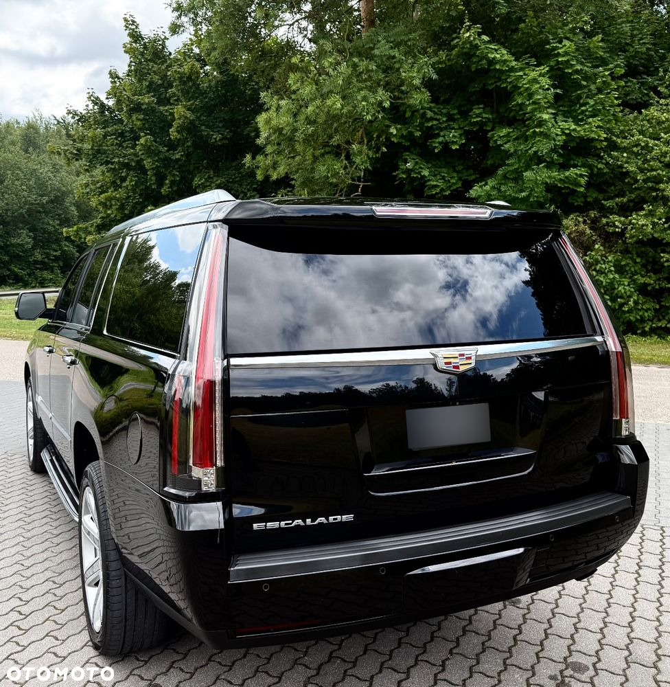 Cadillac Escalade ESV 6.2 V8 AWD AT Platinum - 7