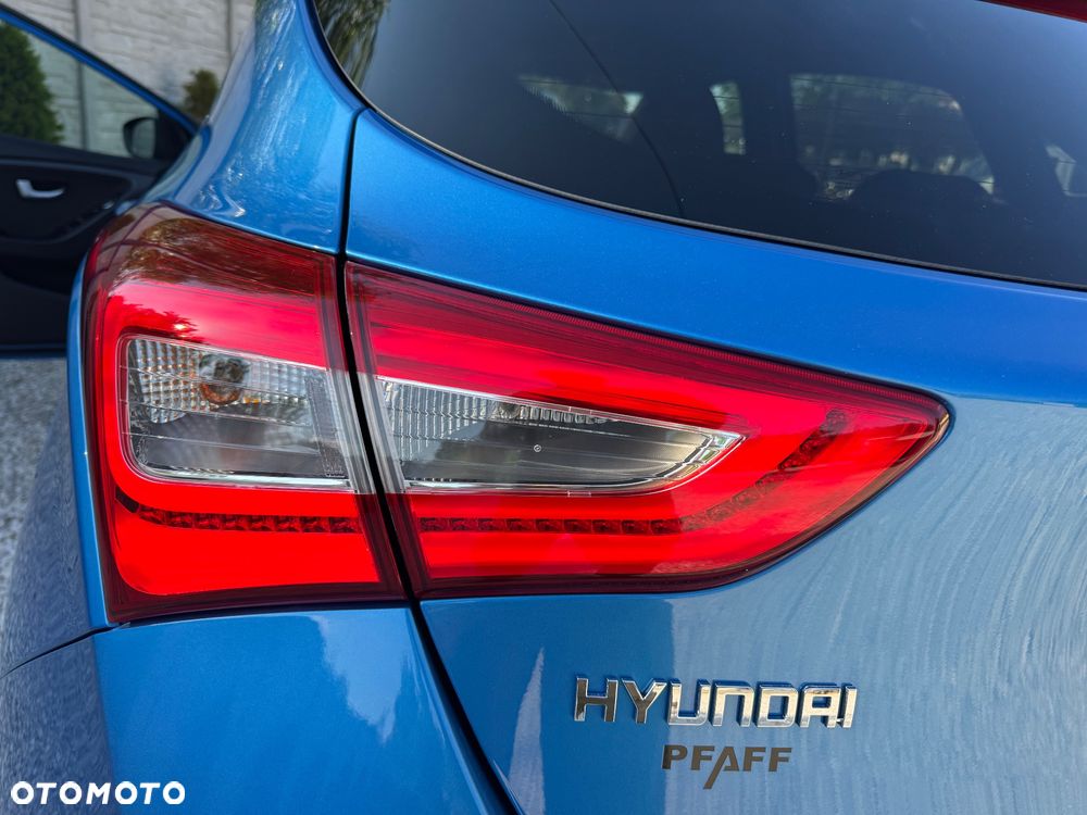 Hyundai i30 1.4 GO Plus - 32