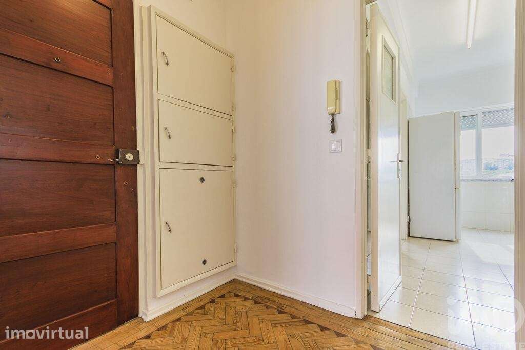 Apartamento T4 em Beato de 86 m2 - Grande imagem: 4/27
