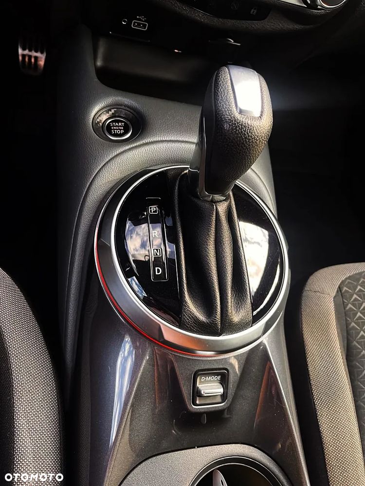 Nissan Juke 1.0 DIG-T N-Connecta DCT - 22