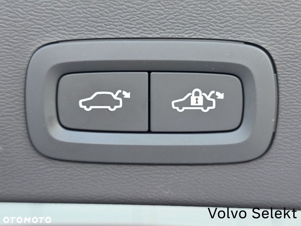 Volvo XC 40 - 19