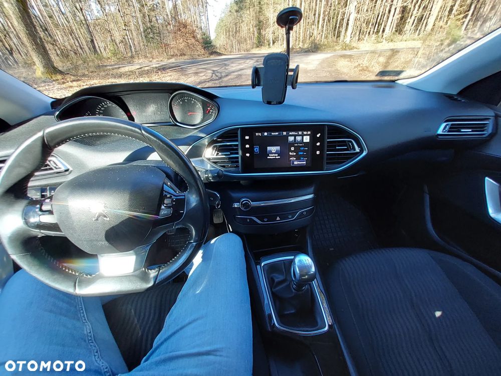 Peugeot 308 1.6 THP Active - 19