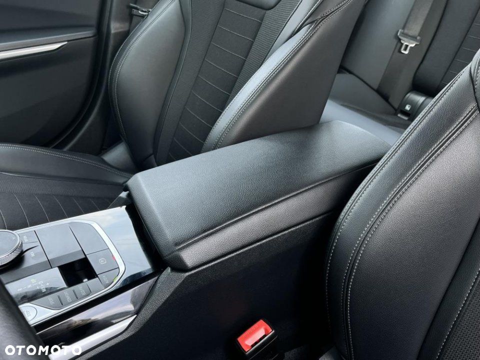 BMW Seria 3 - 18