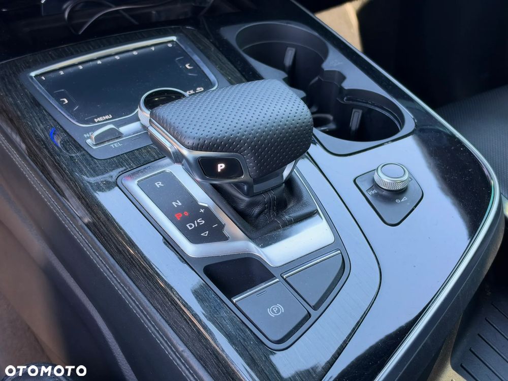 Audi Q7 3.0 TFSI Quattro Tiptr - 17