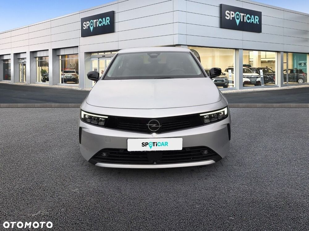 Opel Astra 2023 photo 2