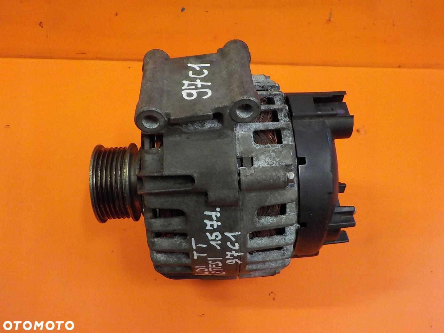 AUDI TT II 8J 1.8 TFSI TSI alternator 06H903017F - 1