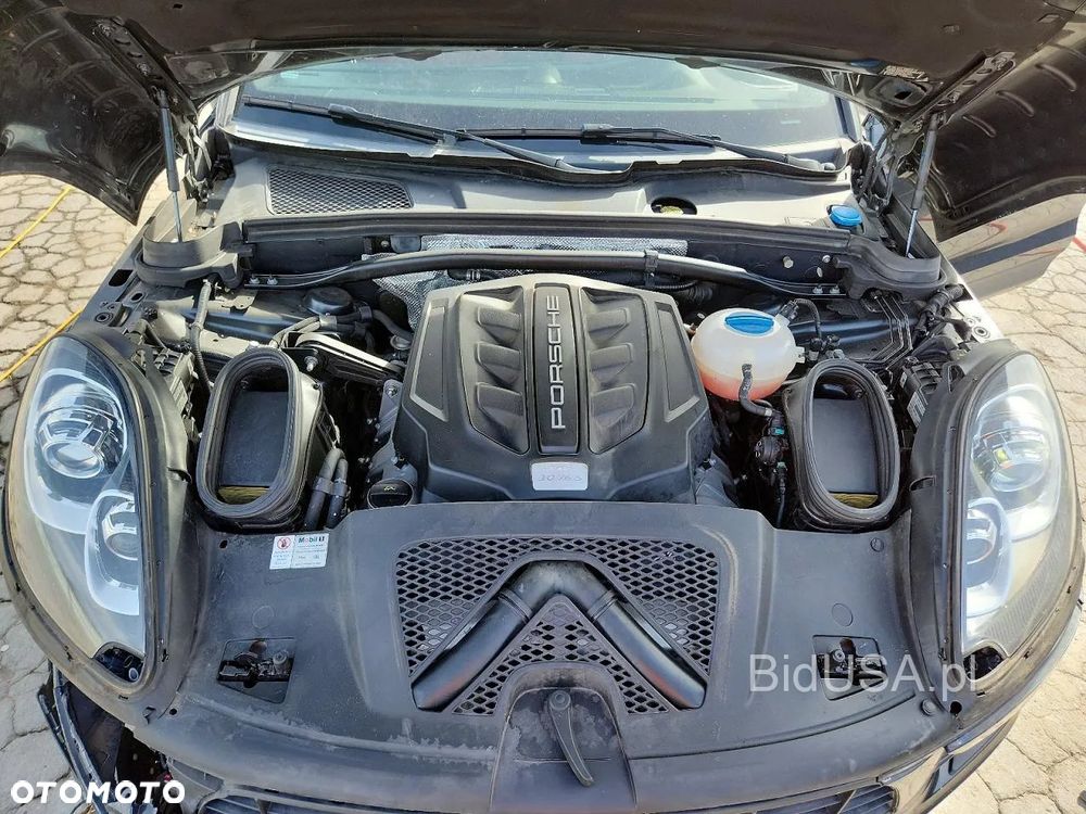 Porsche Macan - 11