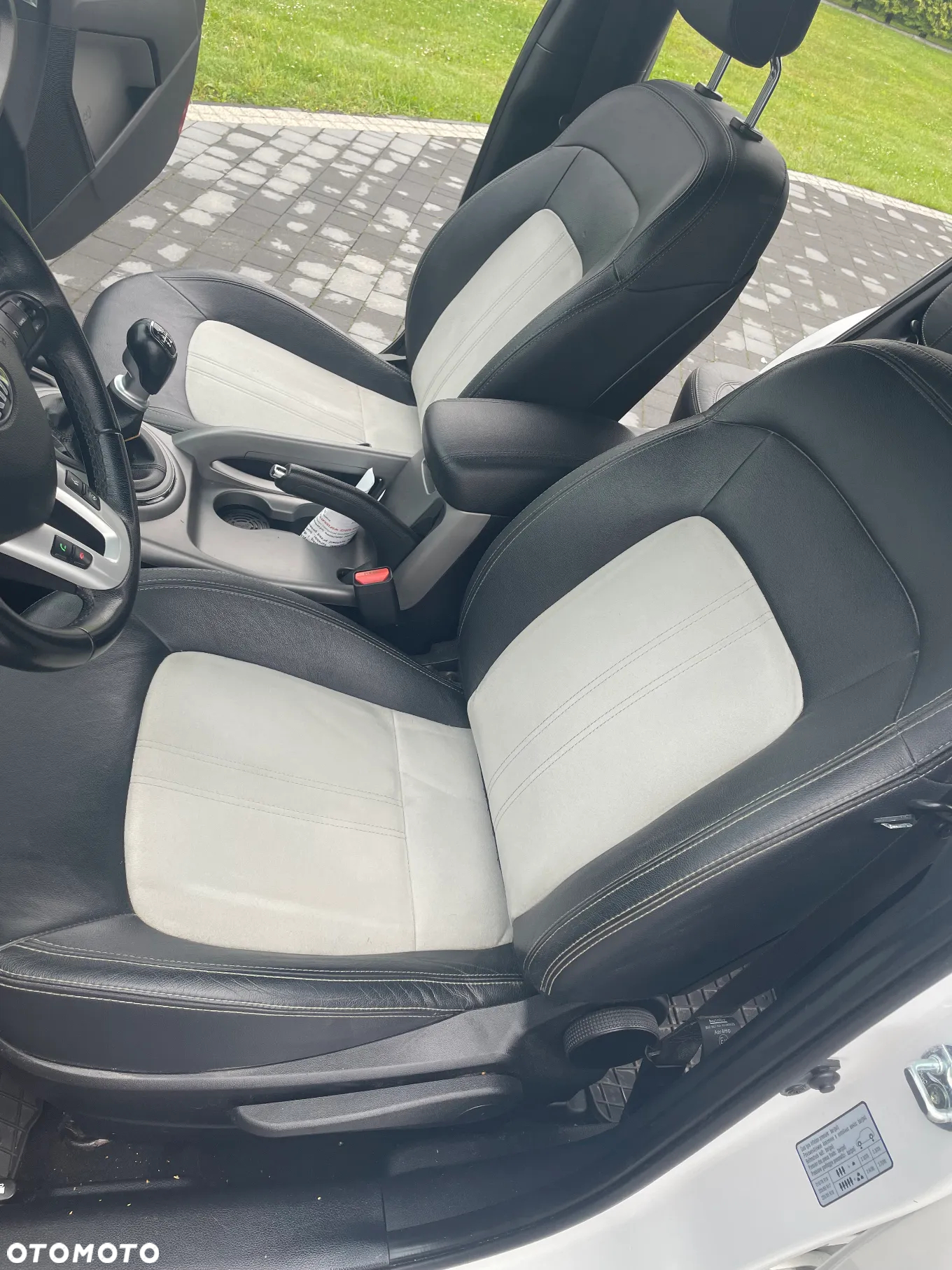 Kia Sportage - 12
