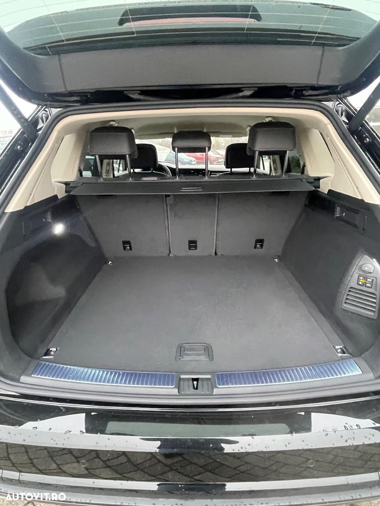 Volkswagen Touareg V6 TDI 4MOTION Elegance - 19