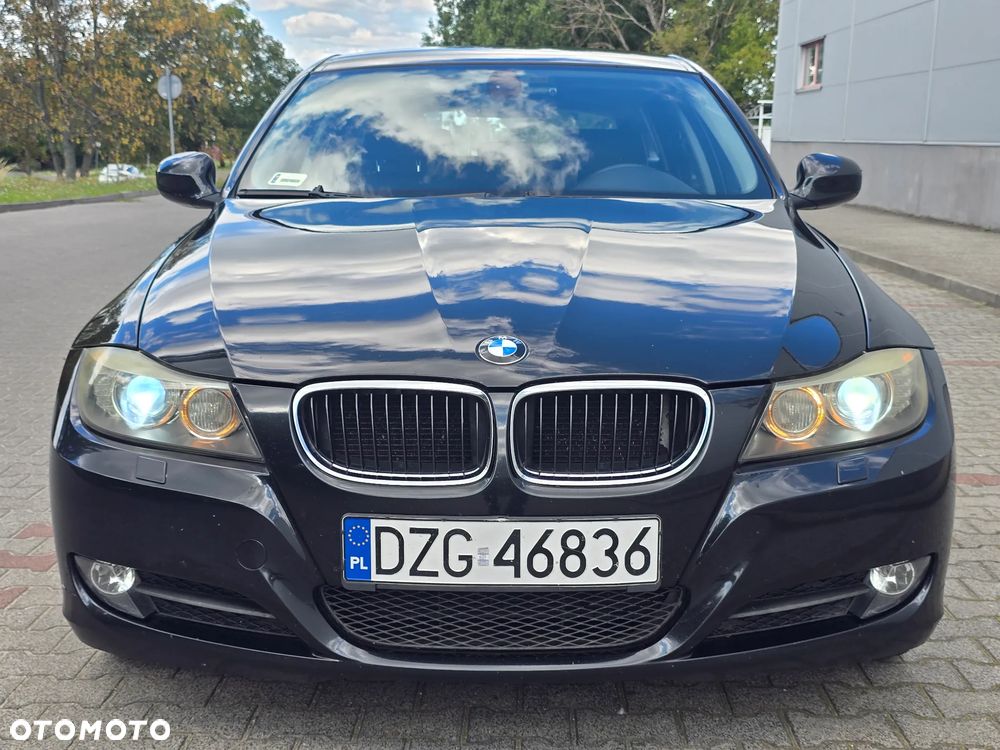 BMW Seria 3 320i - 21