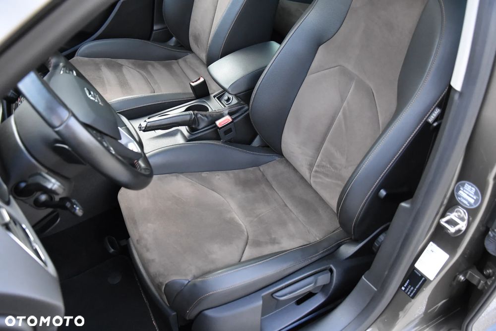 Seat Leon 2.0 TDI DPF Start&Stop DSG XCELLENCE - 25