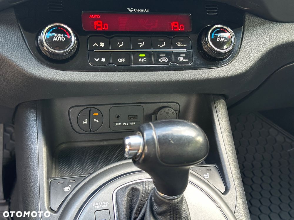 Kia Sportage 2.0 CVVT 4WD Automatik Vision - 20