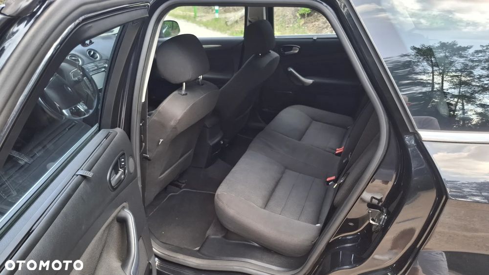 Ford Mondeo 2.0 TDCi Titanium - 8