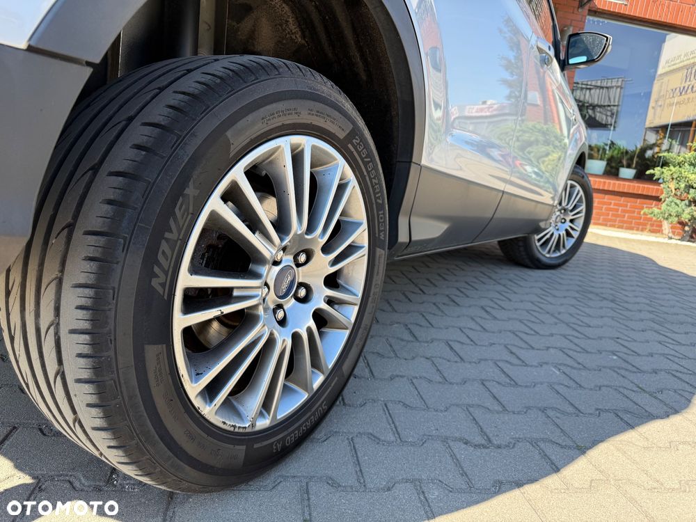 Ford Kuga 2.0 TDCi 2x4 Titanium - 14