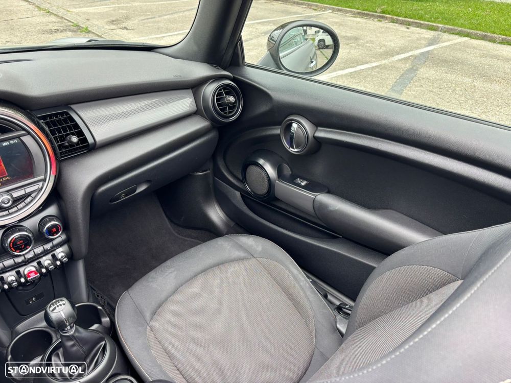 MINI Cabrio Cooper D - 42