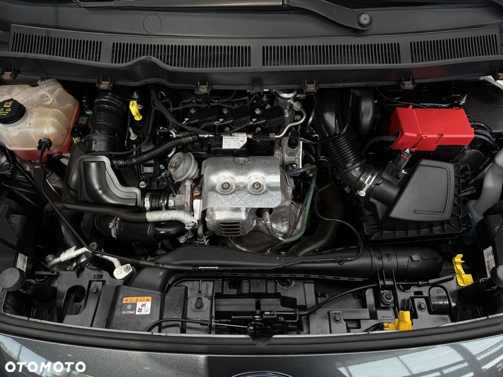 Ford Tourneo Courier 1.0 EcoBoost Titanium - 23