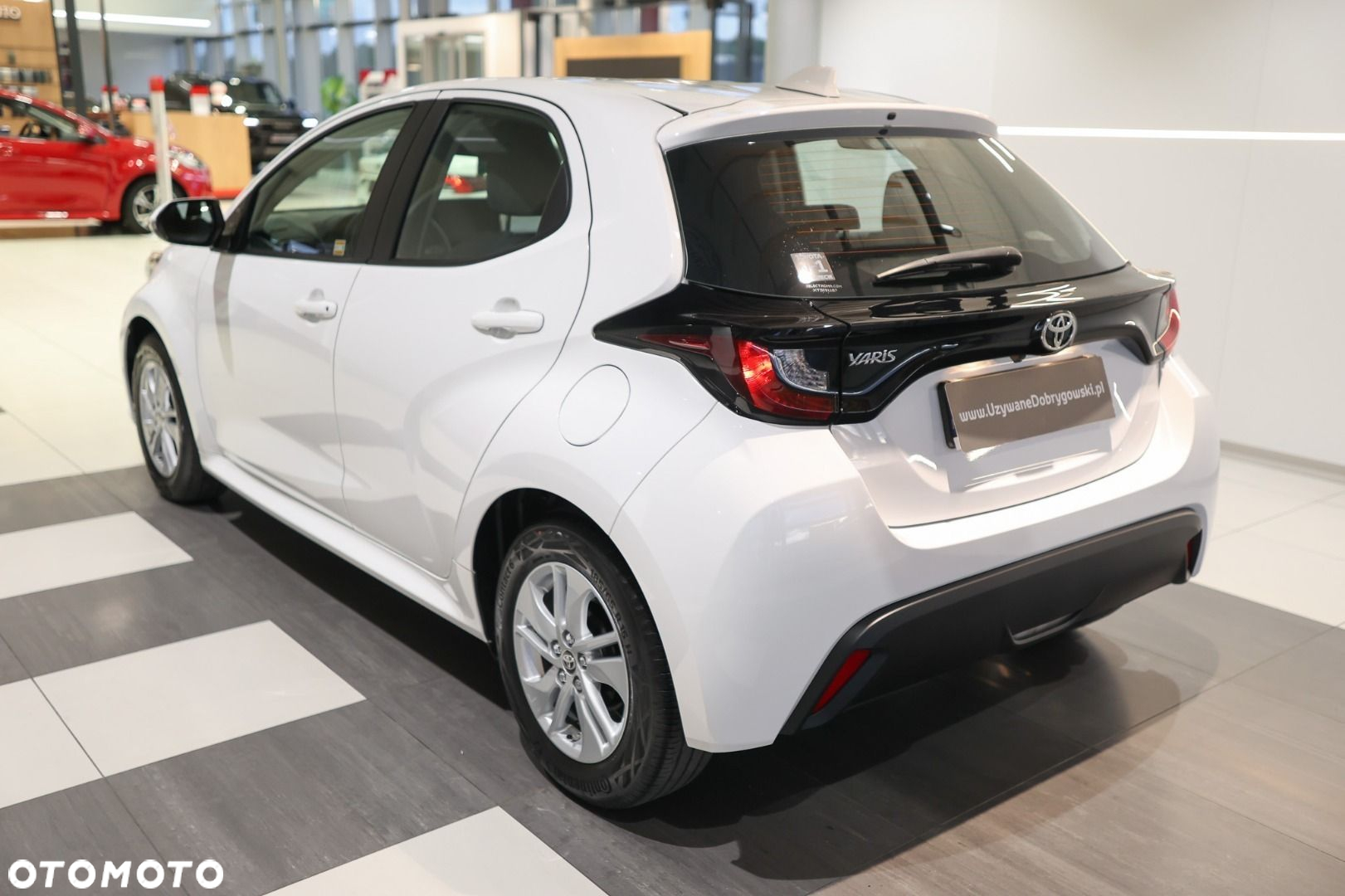 Toyota Yaris - 4