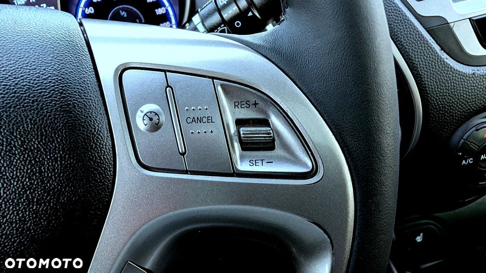 Hyundai ix35 2.0 Premium 2WD - 37