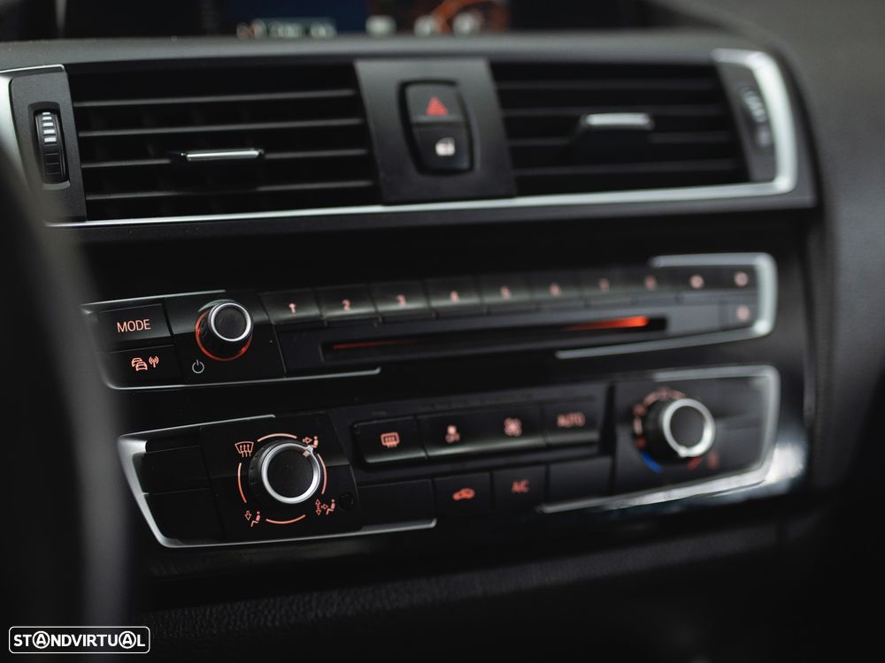 BMW 116 d EDynamics Line Urban - 19