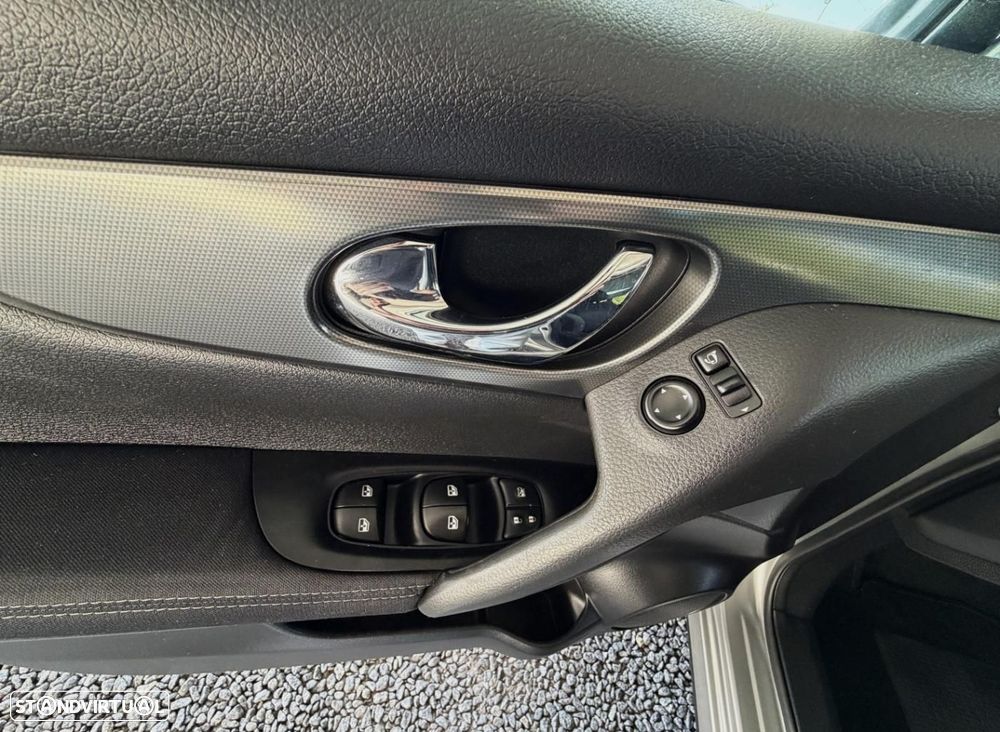 Nissan Qashqai 1.5 dCi Tekna - 19