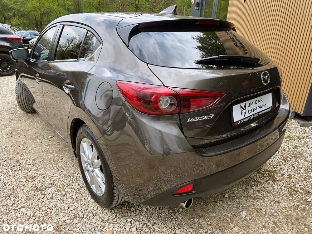 Mazda 3 - 5
