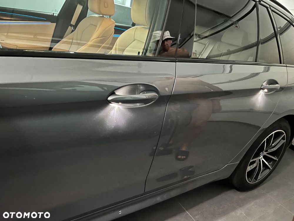 BMW Seria 5 530e xDrive PHEV M Sport Edition - 15