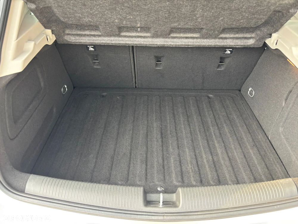 Opel Astra 1.4 T GPF Enjoy S&S - 20