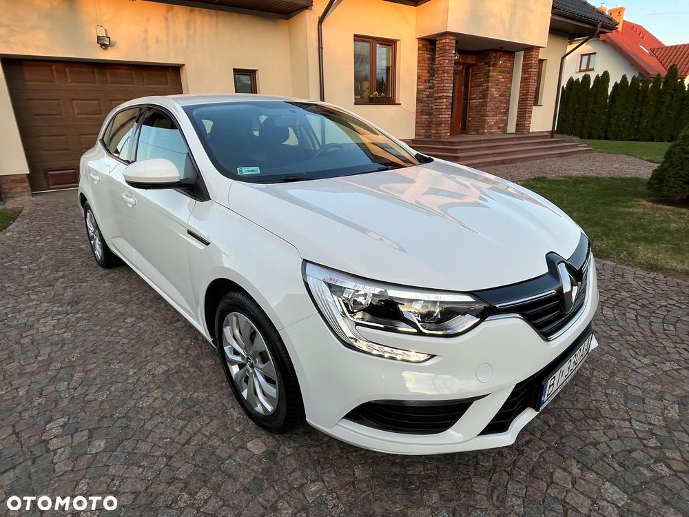 Renault Megane 1.6 SCe Life - 9