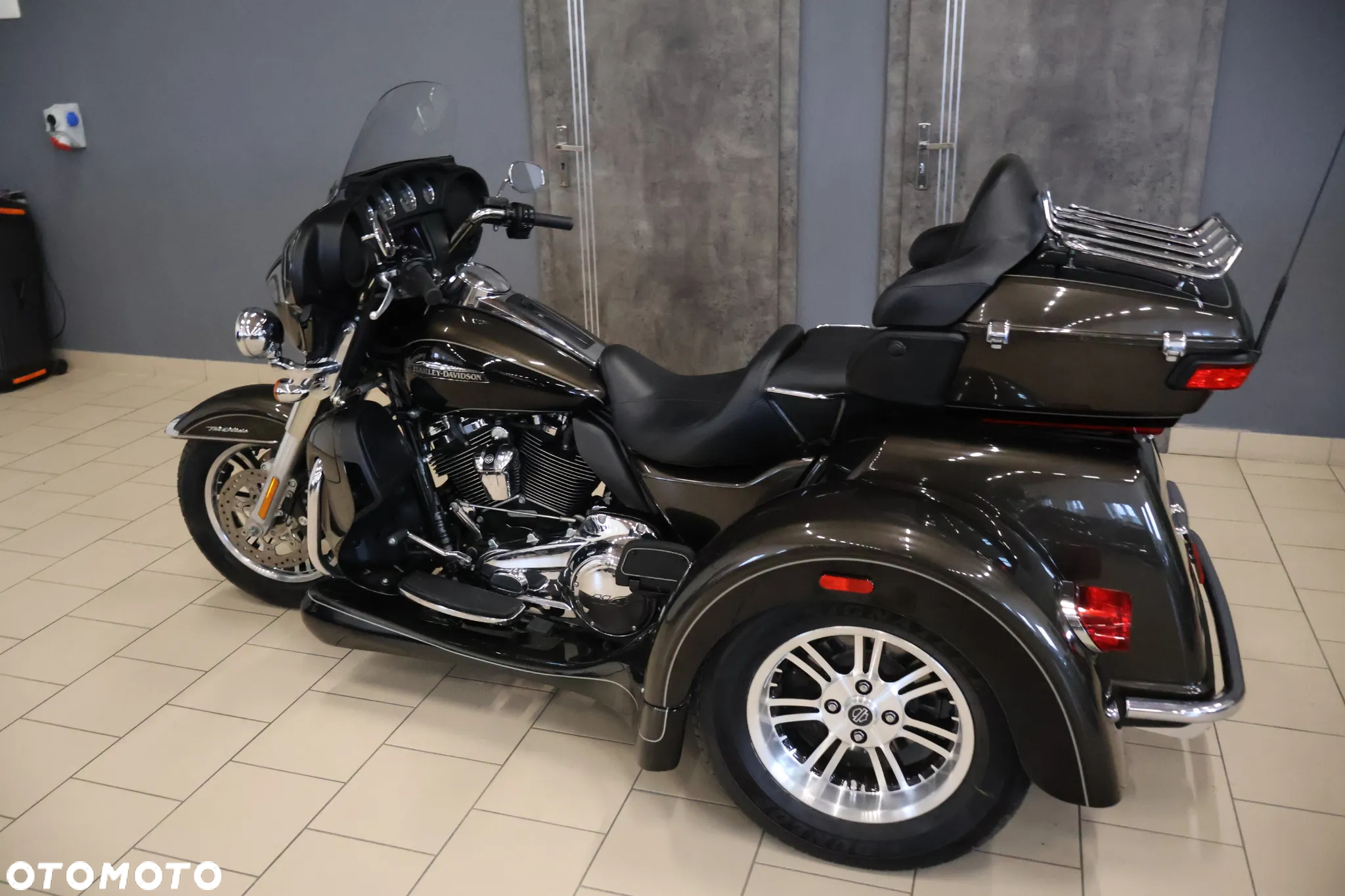 Harley-Davidson Touring Electra Glide - 21