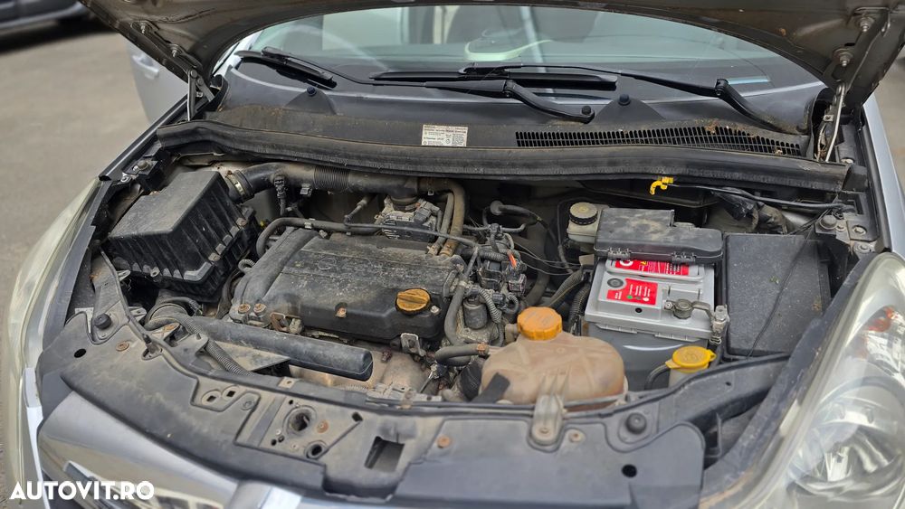 Opel Corsa 1.2i Enjoy - 12