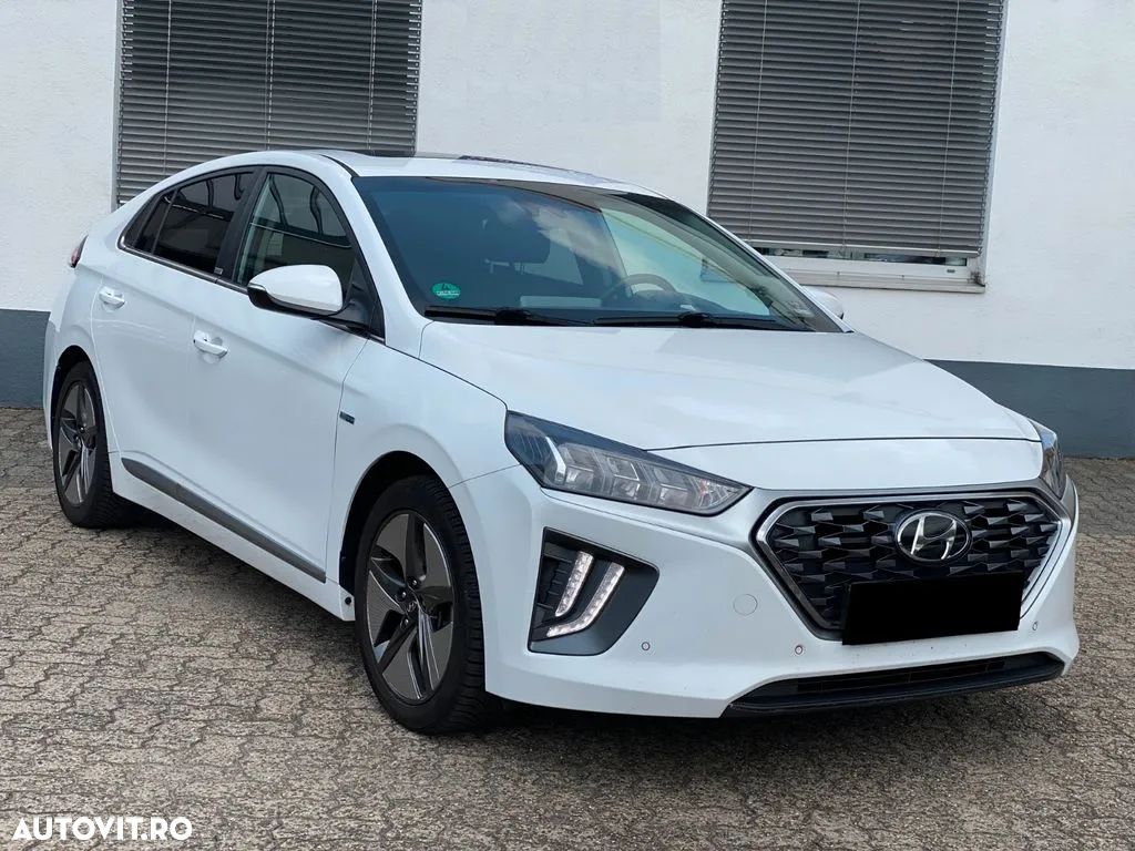 Hyundai IONIQ Hybrid 1.6 GDI Premium - 1