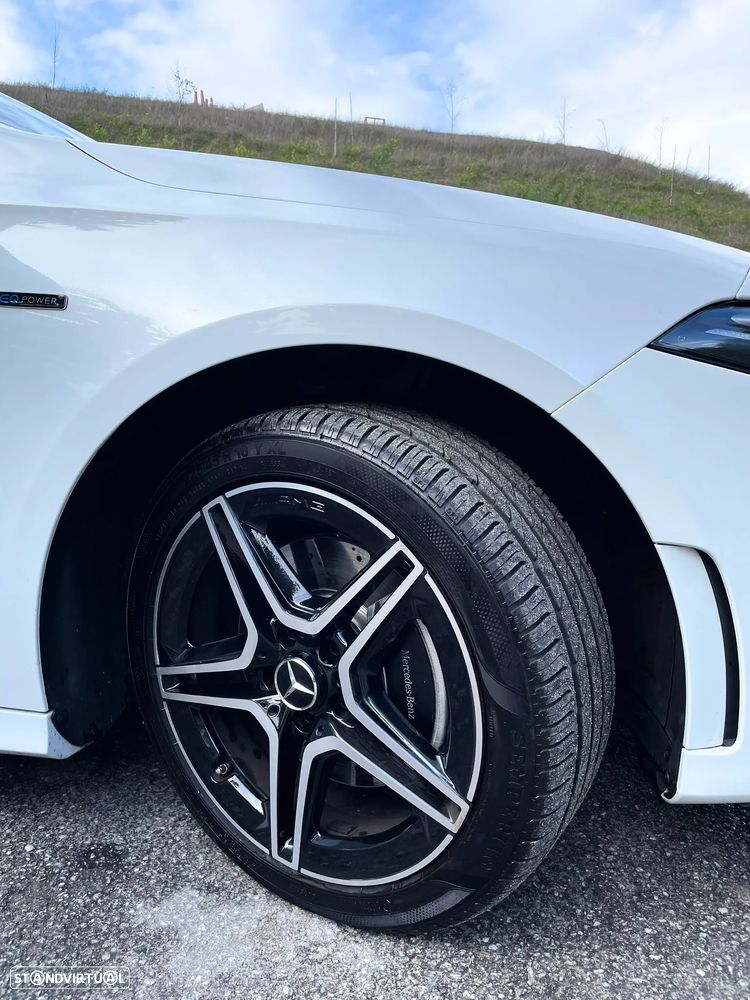 Mercedes-Benz A 250 e 8G-DCT AMG Line Advanced Plus - 4