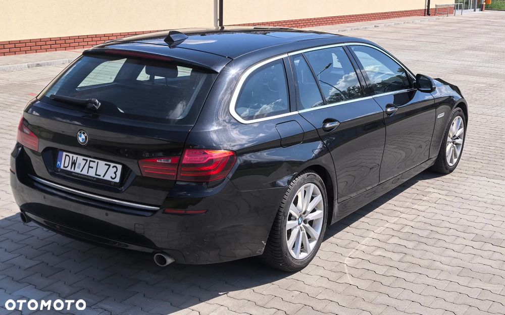 BMW Seria 5 535d xDrive - 12