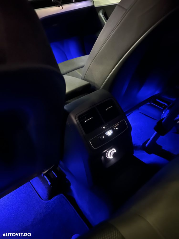 Audi A4 2.0 TDI S tronic Design - 37