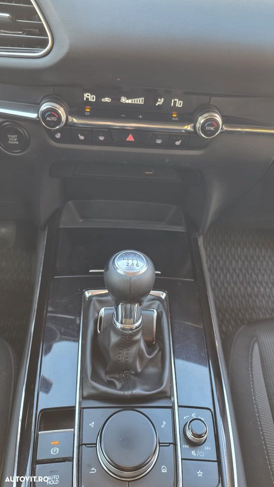 Mazda CX-30 G122 MHEV AWD 6MT Plus - 8