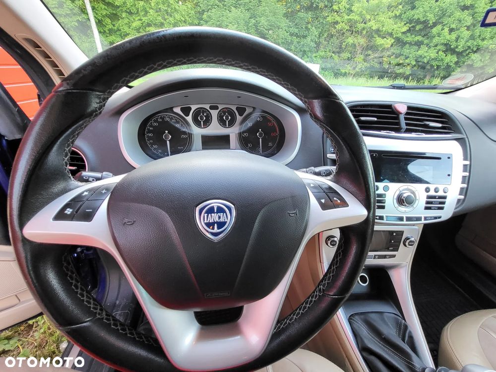 Lancia Delta 2.0 MultiJet 16v Oro - 17