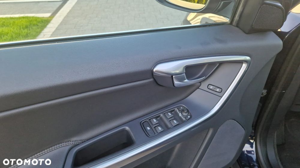 Volvo XC 60 D3 Summum - 20