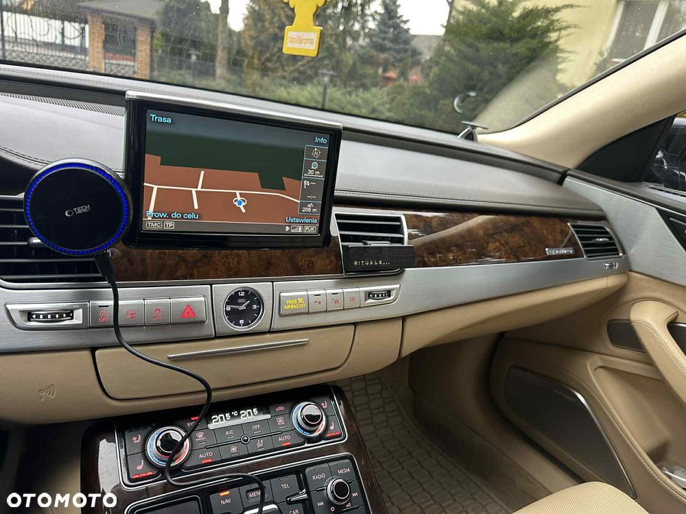 Audi A8 4.2 TDI DPF (clean diesel) quattro tiptronic Lang - 14