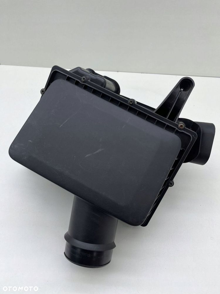 VOLVO XC40 OBUDOWA FILTRA POWIETRZA 32146441 - 1