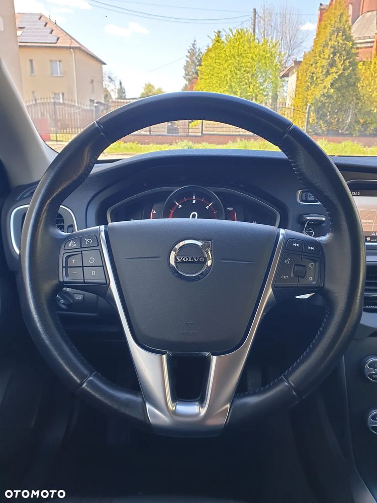 Volvo V40 D2 Momentum - 7