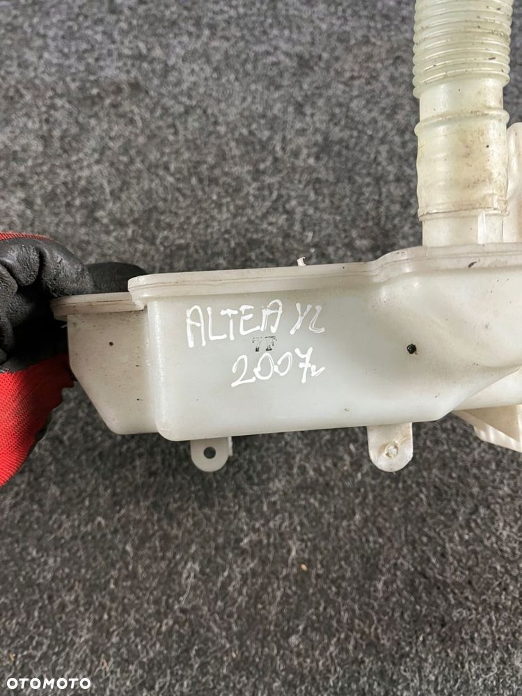 zbiorniczek płynu spryskiwaczy seat altea xl 1K0955453Q - 9