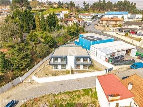 Moradia em Banda T3 Venda em Sobretâmega,Marco de Canaveses - Grande imagem: 4/27